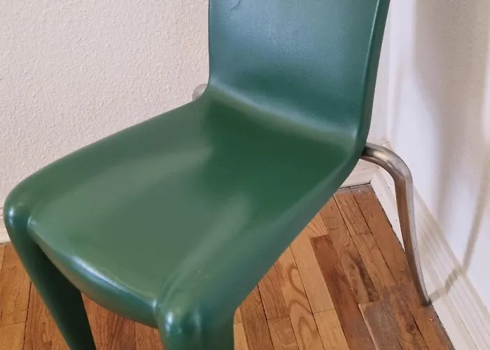 Vintage Eg Apartment